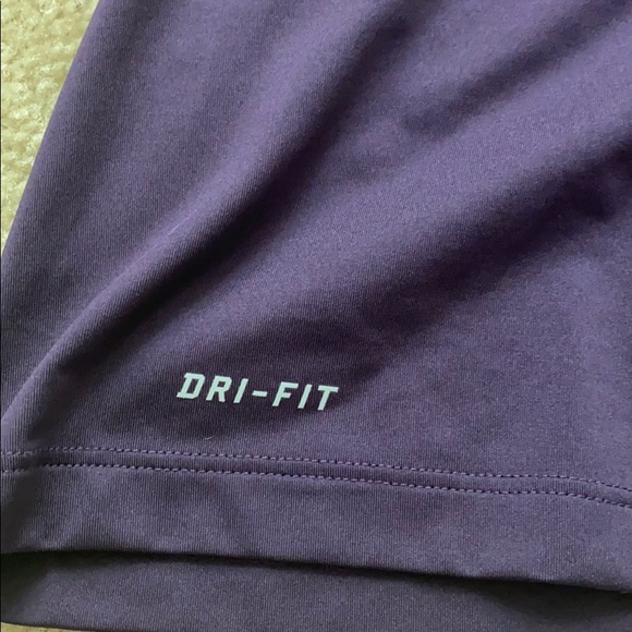 Nike Dri-Fit Top - Picture 3 of 4